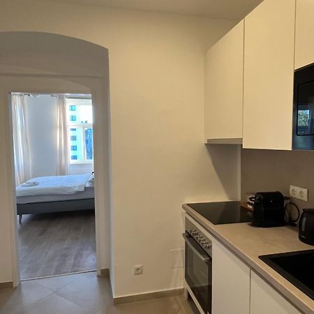 Apartment Schoenbrunn Near Metro Wina Bagian luar foto