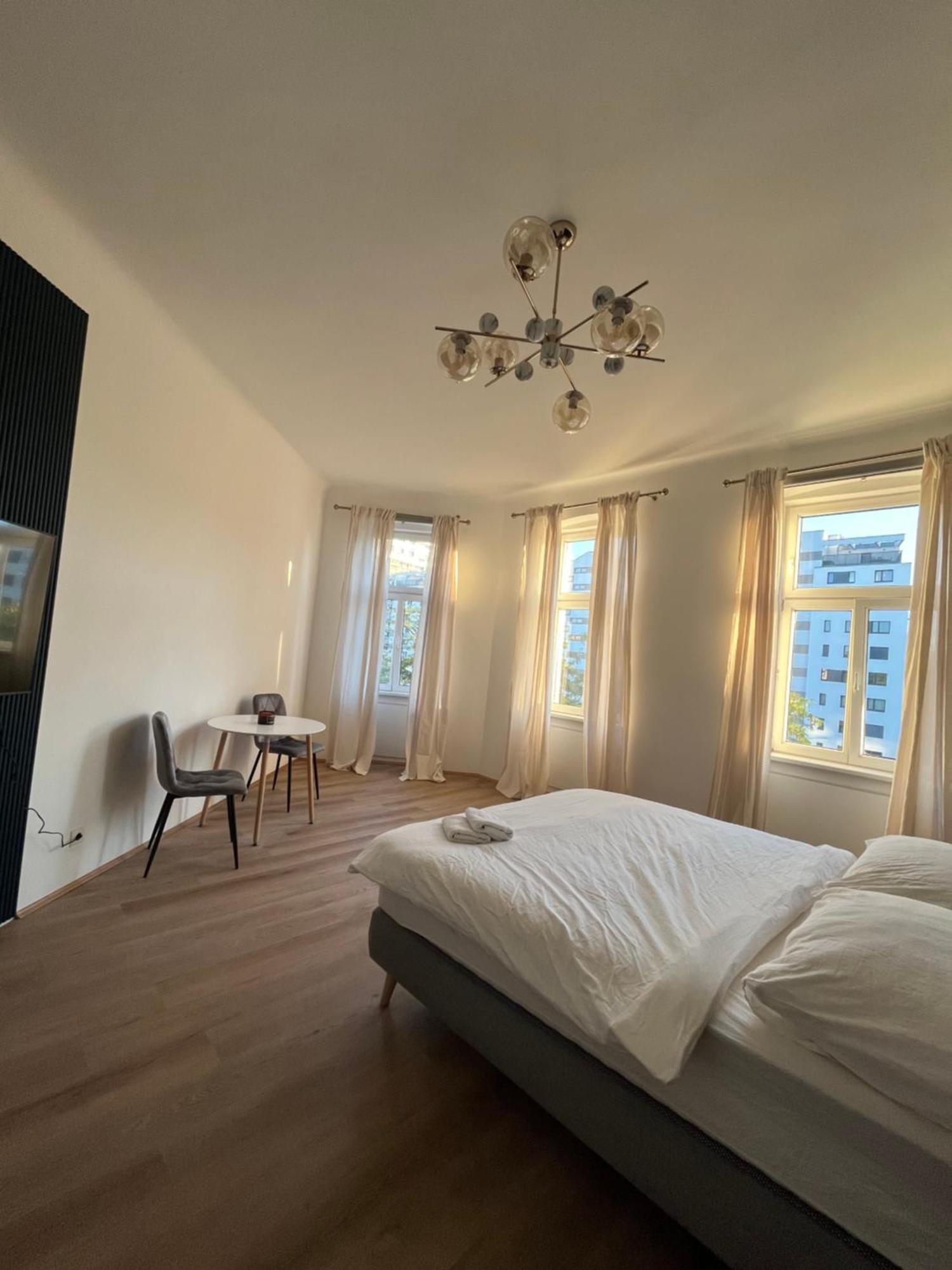 Apartment Schoenbrunn Near Metro Wina Bagian luar foto